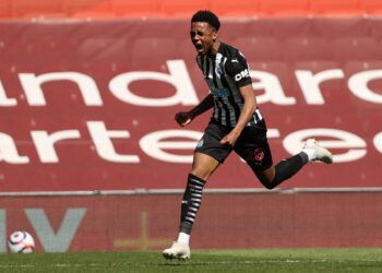 Le duo anglais très bien noté restera à Arsenal, confirme Mikel Arteta