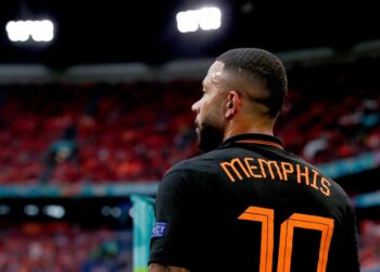 La baisse de salaire de Memphis Depay pour rejoindre Barcelone révélée