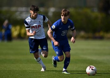 Le talent très apprécié de Chelsea arrive, de nouveaux liens avec le Kent