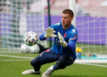 Kevin Campbell conseille à Arsenal de battre West Ham United à la signature de Sam Johnstone