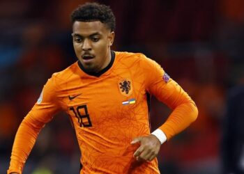 Liverpool a « regardé » une star qui pourrait rivaliser avec Firmino