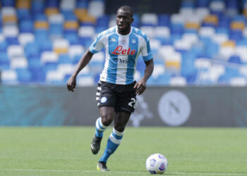 Rafael Benitez exhorte Everton à signer le défenseur de Naples Kalidou Koulibaly