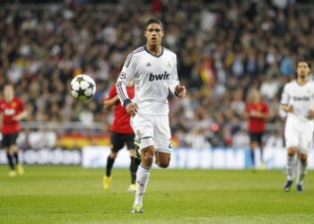 Raphael Varane à Manchester United : une saga de transfert d’une décennie