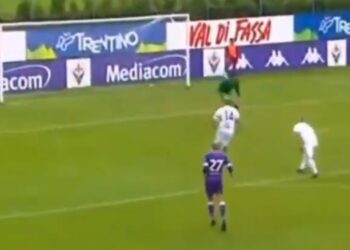 (Vidéo) Vlahovic, lié à Liverpool, marque sept points en une mi-temps