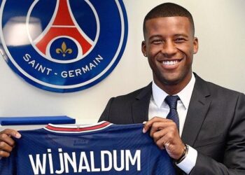Wijnaldum mentionne Liverpool lors du dévoilement du PSG