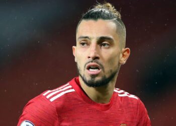 Transfert d’Alex Telles: la star de Manchester United se concentre sur le travail dur – Man United News And Transfer News