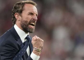 Le patron de l’Angleterre Southgate : J’ai dû dire à Saka & Bellingham que ça ne marche pas normalement comme ça !