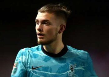 Elliott signe un nouveau contrat de cinq ans à Liverpool alors qu’un jeune de 18 ans envisage plus d’opportunités