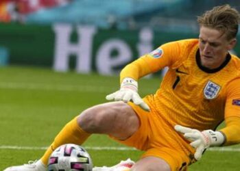 Pickford dépasse Banks pour établir le record de tous les temps en Angleterre pour les minutes sans but