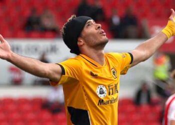 Vidéo: Regardez Raul Jimenez marquer son premier but pour les Wolves depuis son retour d’une fracture du crâne