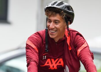 Le défenseur de Liverpool prêt à défier le « meilleur du monde » cette saison