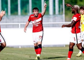 Moïse marque pour le Spartak Moscou un jour après avoir quitté Chelsea