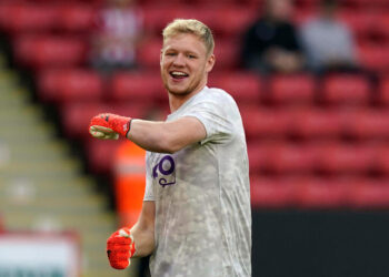 Arsenal relance les négociations pour signer le gardien de Sheffield United Aaron Ramsdale
