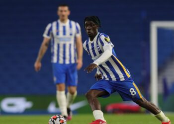 Le patron de Brighton admet qu’il « ne peut pas contrôler l’avenir » en ce qui concerne le milieu de terrain lié à Liverpool Bisouma