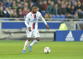 Burnley explore un accord pour l’attaquant lyonnais Maxwel Cornet