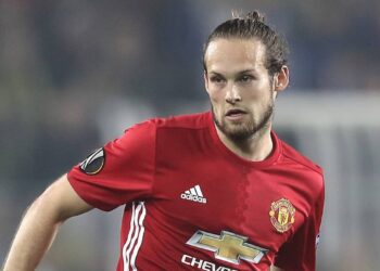 Daley Blind : l’ancien défenseur de Manchester United parle de jouer en Premier League – Man United News And Transfer News