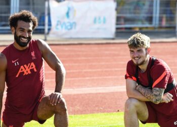 Thomas pense que la starlette de Liverpool Elliott est prête à avoir un « impact »