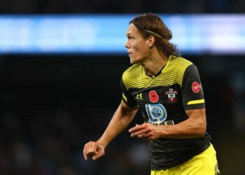 Leicester s’entretient avec Southampton sur l’accord avec Jannik Vestergaard