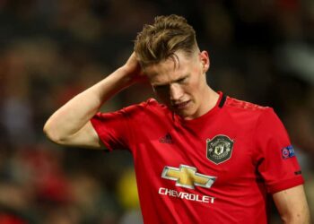 Manchester United a clairement besoin de renforts au milieu de terrain alors que McTominay subit une intervention chirurgicale