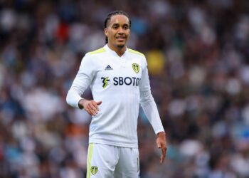 La paire de Leeds Costa et Roberts ciblées après l’impasse de Villarreal