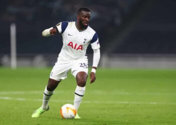 Tottenham fixe un prix élevé pour Tanguy Ndombele