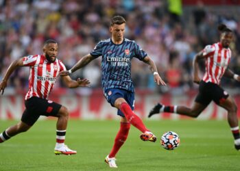 Les statistiques brossent le tableau alors que Ben White a ciblé après ses débuts à Arsenal