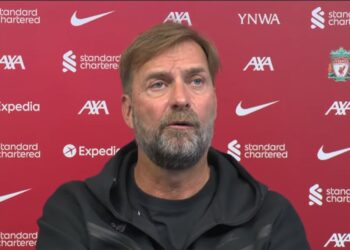 Klopp interpelle un journaliste pour le remplacement de Wijnaldum