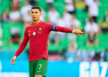 Le PSG cible Cristiano Ronaldo après la signature de Lionel Messi