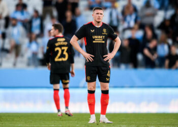 Les fans des Rangers réagissent à la performance de John Lundstram contre Malmö