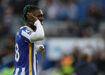 Liverpool enquête sur Yves Bisouma