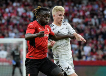 Liverpool et Tottenham Hotspur doivent payer 50 millions d’euros pour signer Jeremy Doku