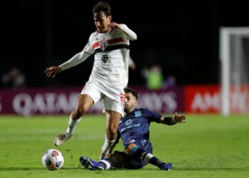 West Ham aime le milieu de terrain brésilien Igor Gomes