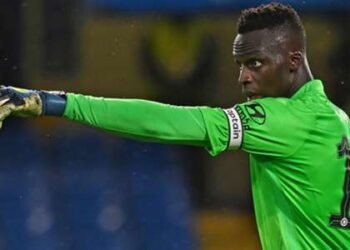 Mendy de Chelsea réagit après avoir remporté le prix du gardien de but de l’année