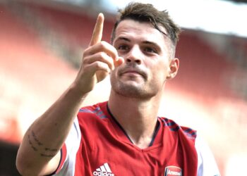 La réaction de Xhaka est compréhensible, mais nous avons de plus gros problèmes