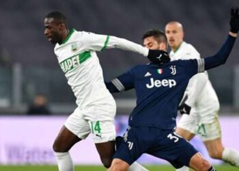 La carrière du milieu de terrain de Sassuolo Obiang suspendue après un diagnostic bronchopulmonaire