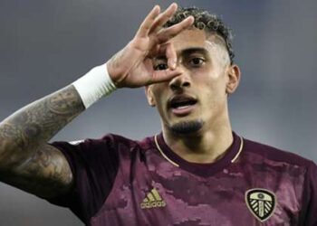 Claudinho et Raphinha remportent les premières convocations au Brésil