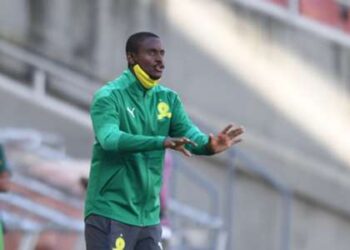 Mokwena salue l’engagement de Sirino, l’ancien cible d’Al Ahly, et fait allusion à de nouvelles recrues
