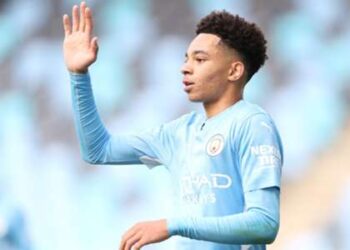 L’espoir nigérian Edozie fait ses débuts à Manchester City en tant que banc de Leicester City Iheanacho & Daka