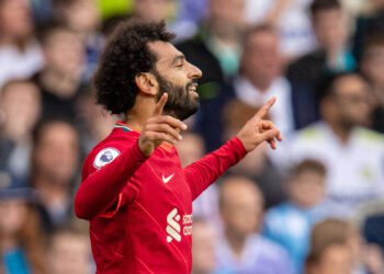 Gary Neville s’extasie sur l’attaquant de Liverpool Mohamed Salah