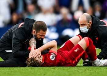 L’ancien entraîneur de Southampton suggère que la blessure de Harvey Elliott aurait pu être évitée grâce à l’adaptation des chaussures