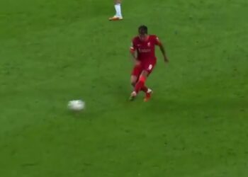 (Vidéo) Firmino met un renfort rapide alors que Liverpool démolit Porto en Ligue des champions