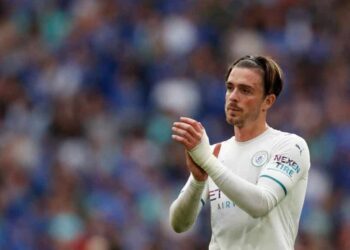 Jack Grealish bat le record de 17 ans pour ses débuts en Ligue des champions pour Manchester City