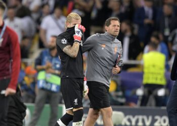 L&rsquo;entraîneur de Liverpool Achterberg refuse de critiquer Karius