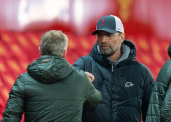 Solskjaer accuse Klopp de se mettre dans la tête des arbitres