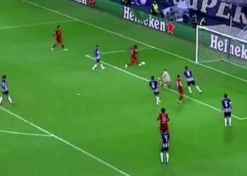 (Vidéo) Sadio Mane porte le score de 2-0 à Liverpool alors que Porto s’effondre défensivement