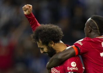 Salah dépasse Messi dans les statistiques impressionnantes de la Ligue des champions après avoir inscrit un doublé à l’UCL