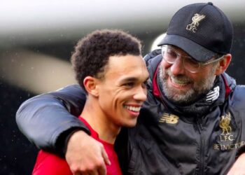La question brûlante de Jurgen Klopp à Trent Alexander-Arnold pour Gareth Southgate