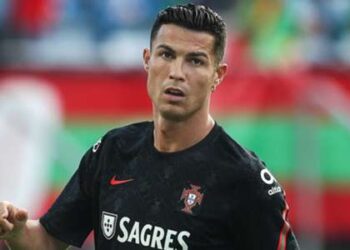 « Ronaldo aura un effet négatif » – Carragher et Schmeichel débattent de la grande signature de Man Utd