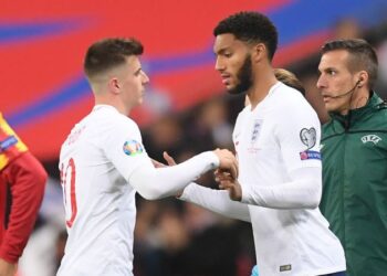 Gareth Southgate fait allusion au rappel de l’Angleterre pour le défenseur de Liverpool