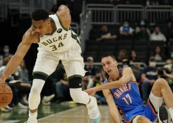 Nba : Pré-saison, Antetokounmpo et les Bucks submergent le Thunder